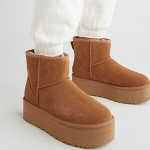 Chestnut Platform Ugg Boots